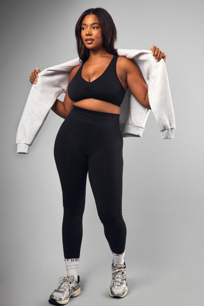 Плюс преміум -скульптура безшовної суглоби