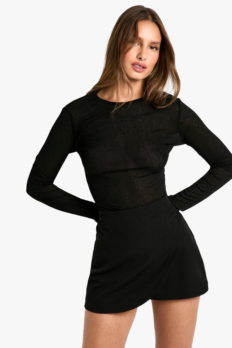 Ткана міні-спідниця з запахом спереду