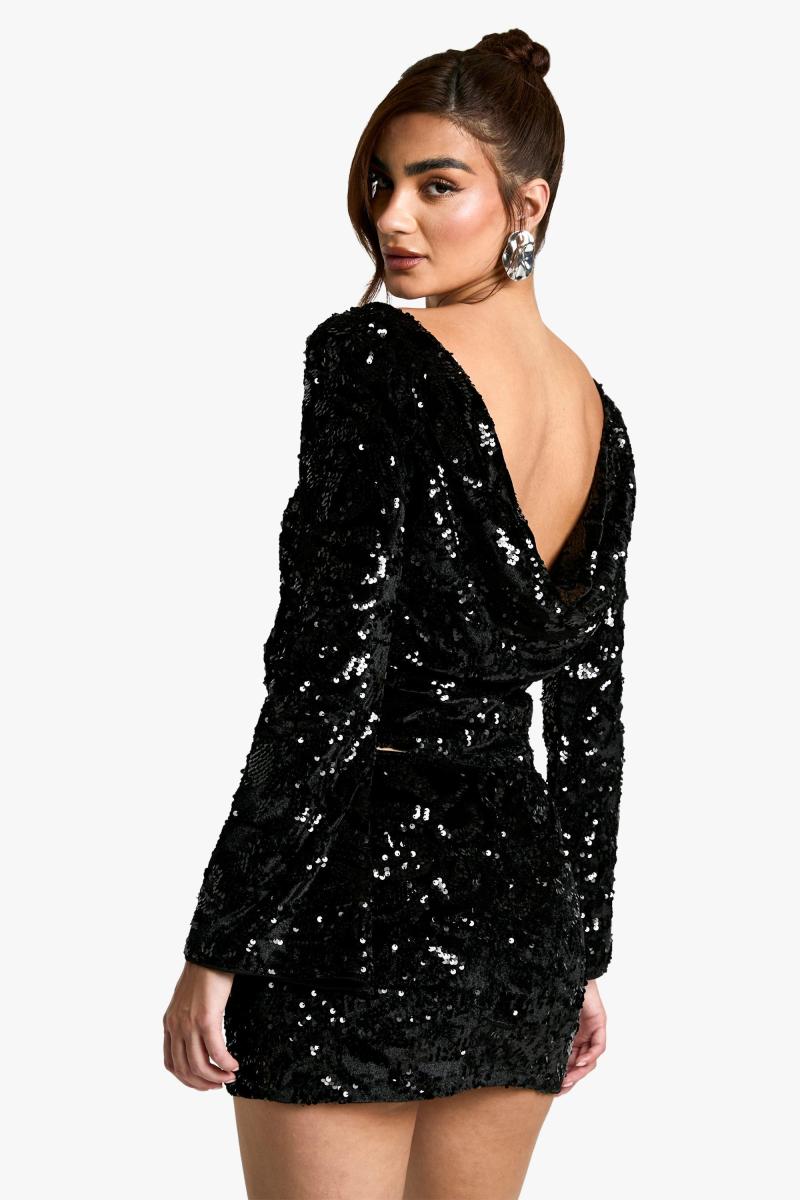 Оксамитовий топ з довгими рукавами з паєтками