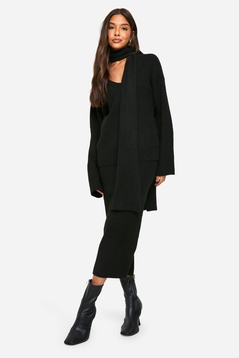 Великий джемпер і шарф із м’якої в’язки з V-подібним вирізом