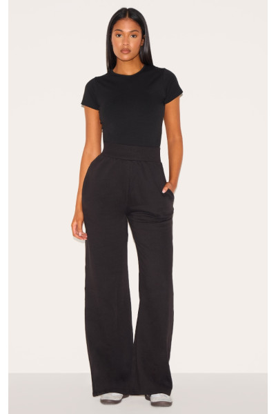 Високий чорний високий талій широкий пробіг ноги Високий чорний високий талій широкий пробіг ноги