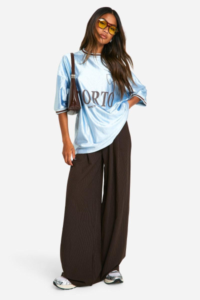 Широкі брюки зі шнурками в тонку смужку Широкі брюки зі шнурками в тонку смужку