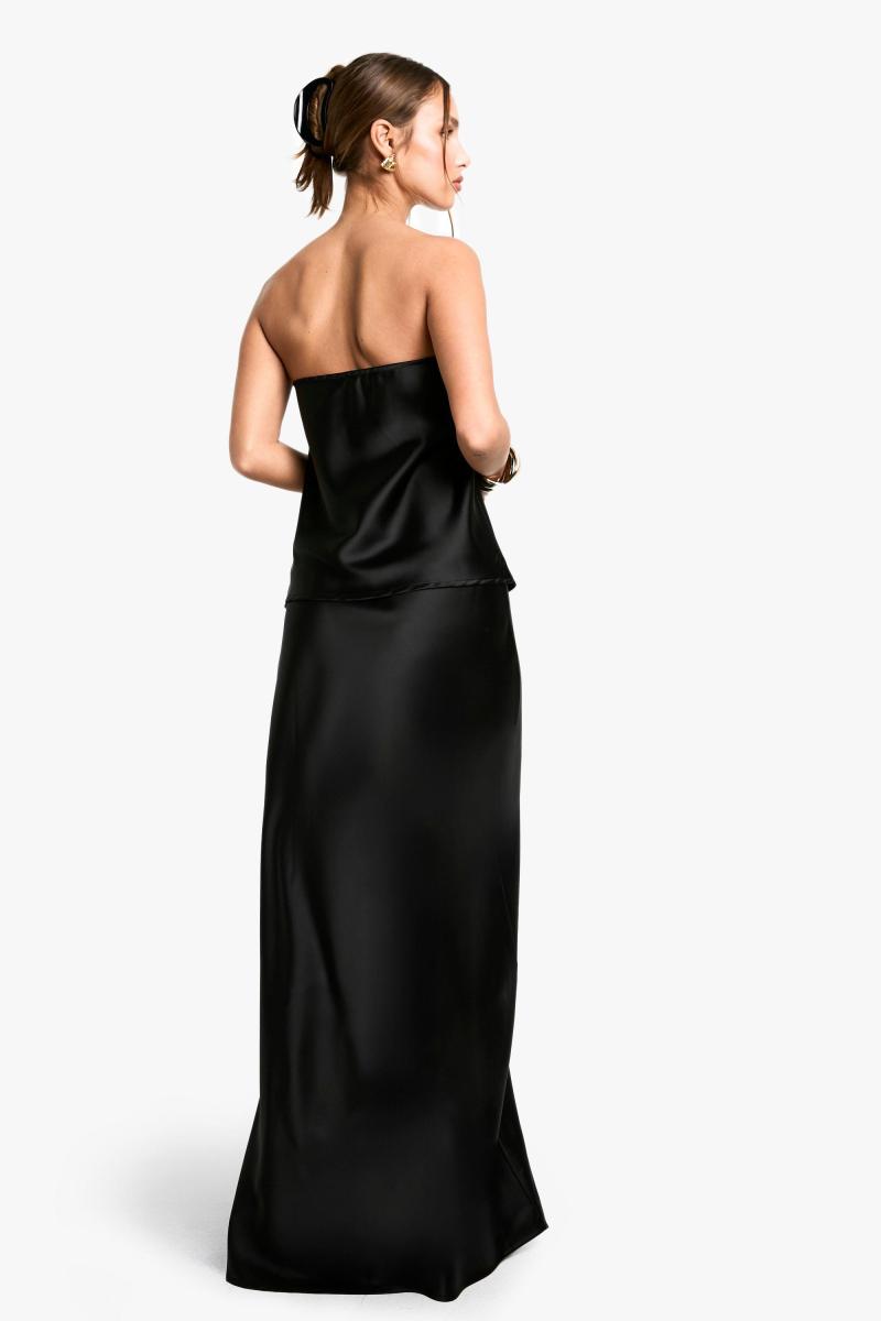 АТЛАСНИЙ ДОВГИЙ КОМПЛЕКТ БАНДО ТА СПІДНИЦЯ МАКСІ