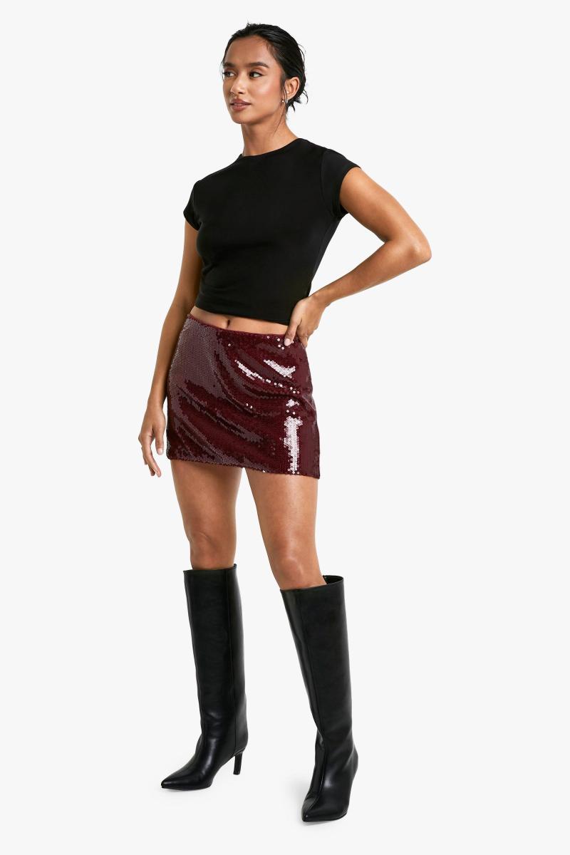 Маленька міні-спідниця з паєтками