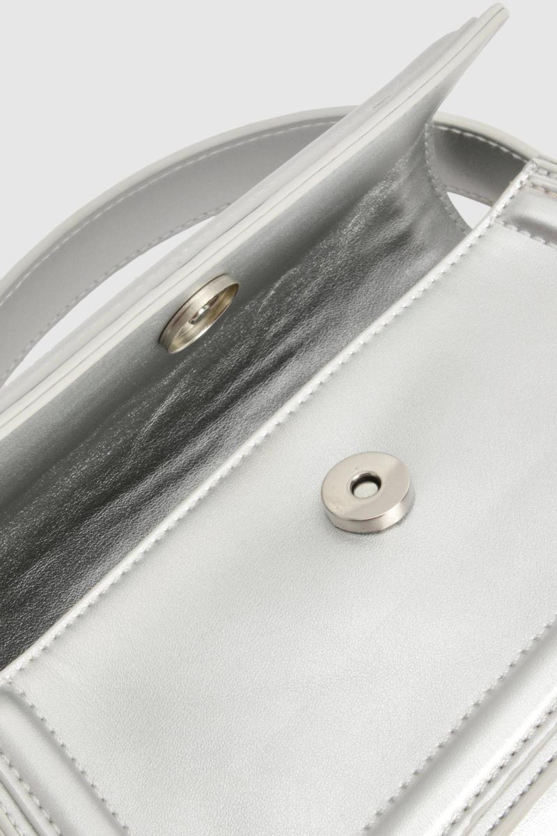 Металева срібляста структурована сумка Flapover