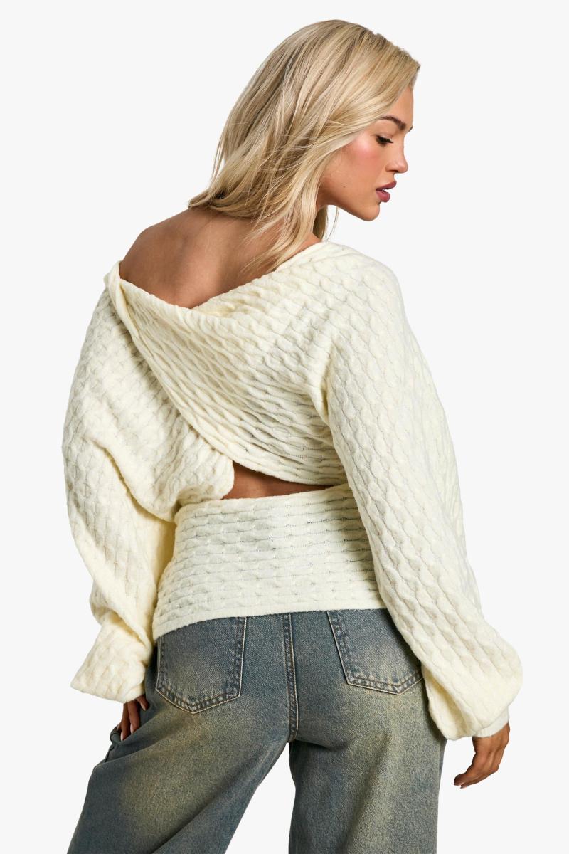 М'який в'язаний джемпер із закрученою спинкою