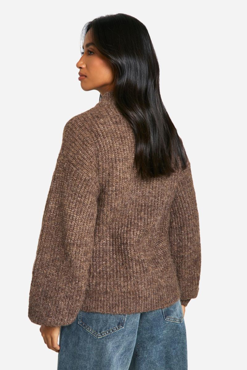 Маленький трикотажний бомбер великого розміру на блискавці