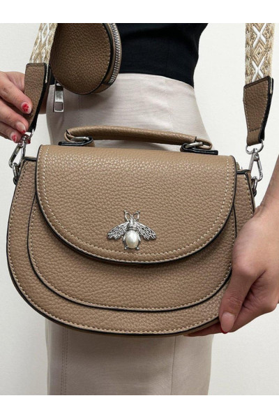 Crossbody з прикрасами у вигляді бджоли кольору мокко