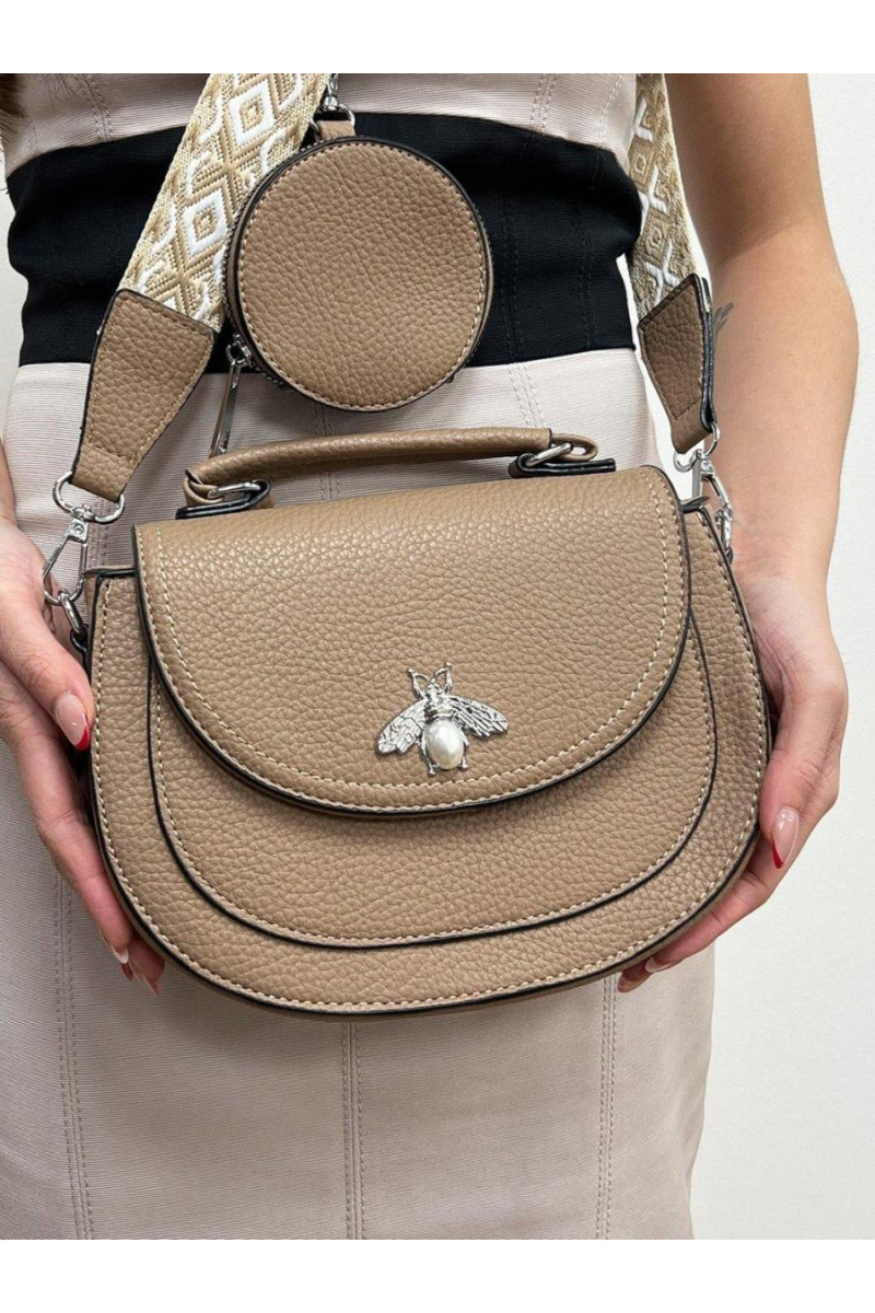 Crossbody з прикрасами у вигляді бджоли кольору мокко