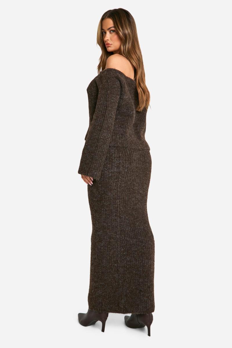 Трикотажний комплект оверсайз з джемпером і максі-спідницею