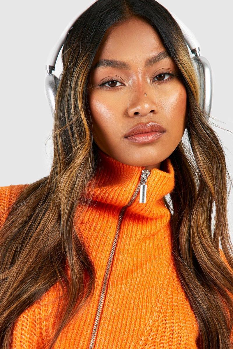 Широкий м'який трикотажний джемпер на півзастібці