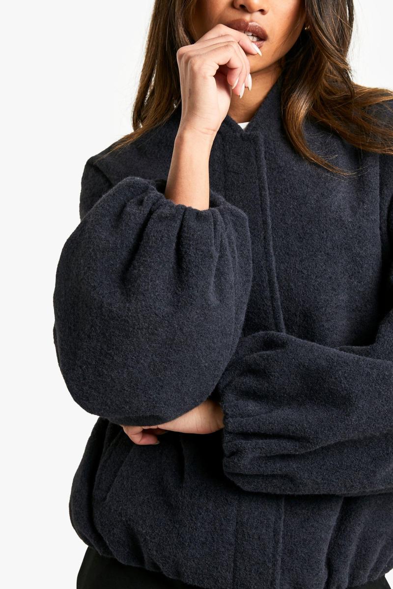 Куртка-бомбер з вовняним рукавом з повітряним рукавом