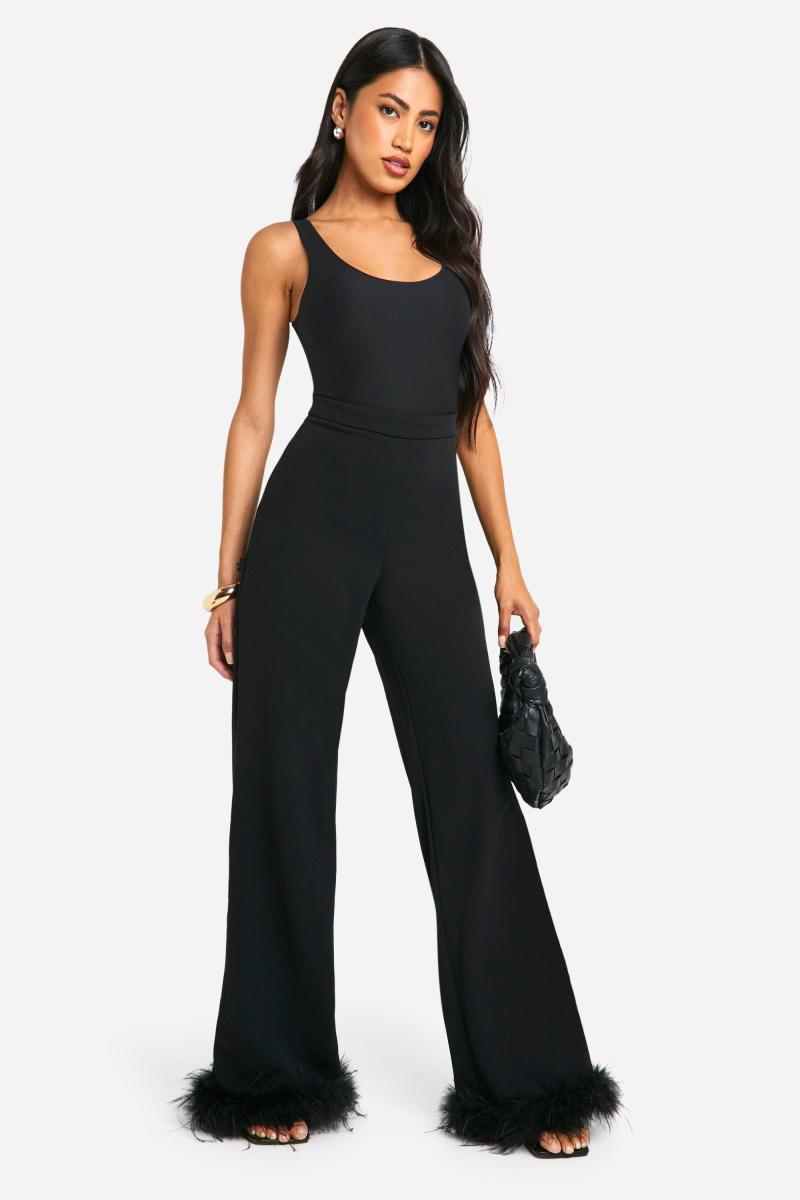 Приталені штани з високою талією з пір’яним подолом