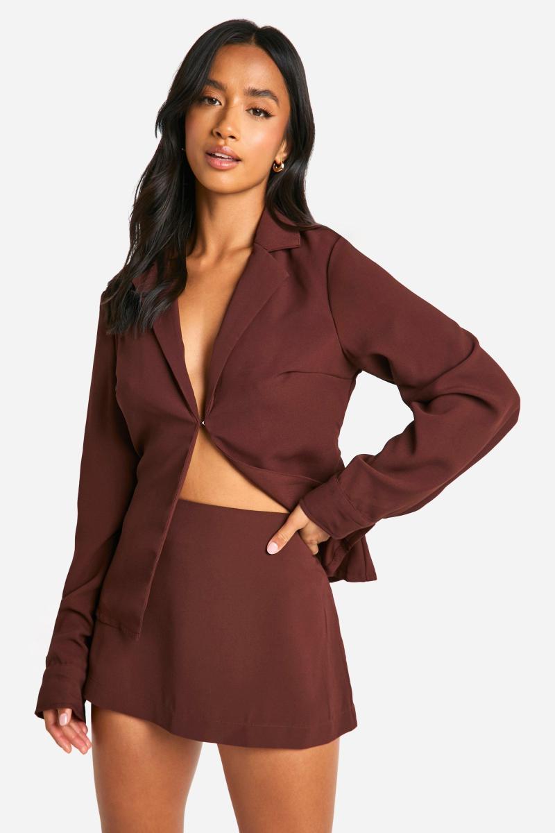 Маленька крепова міні-спідниця