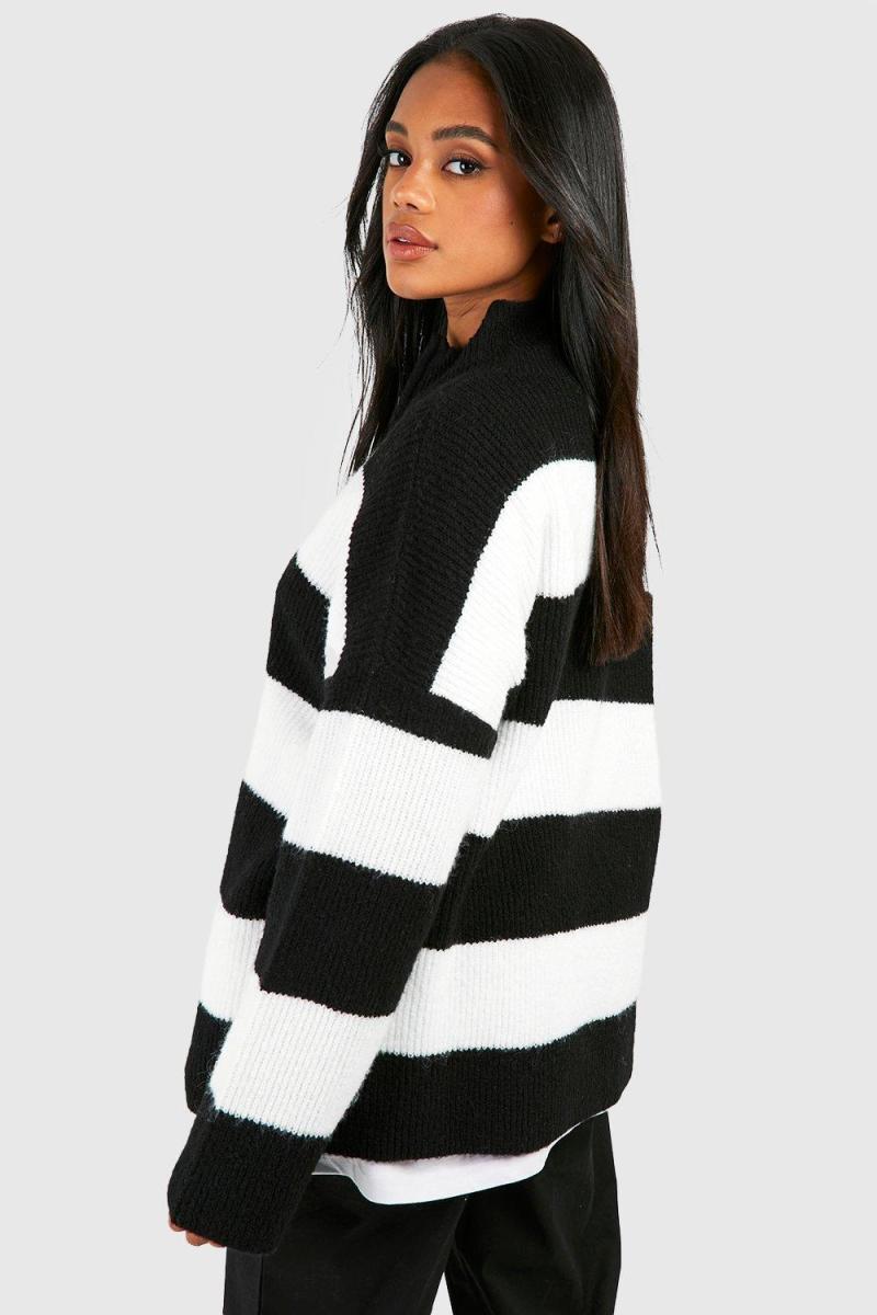 М'який трикотажний джемпер у смужку на півзастібці