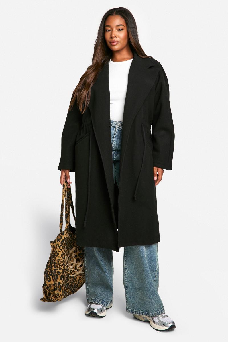 Вовняне пальто зі шнурком на талії