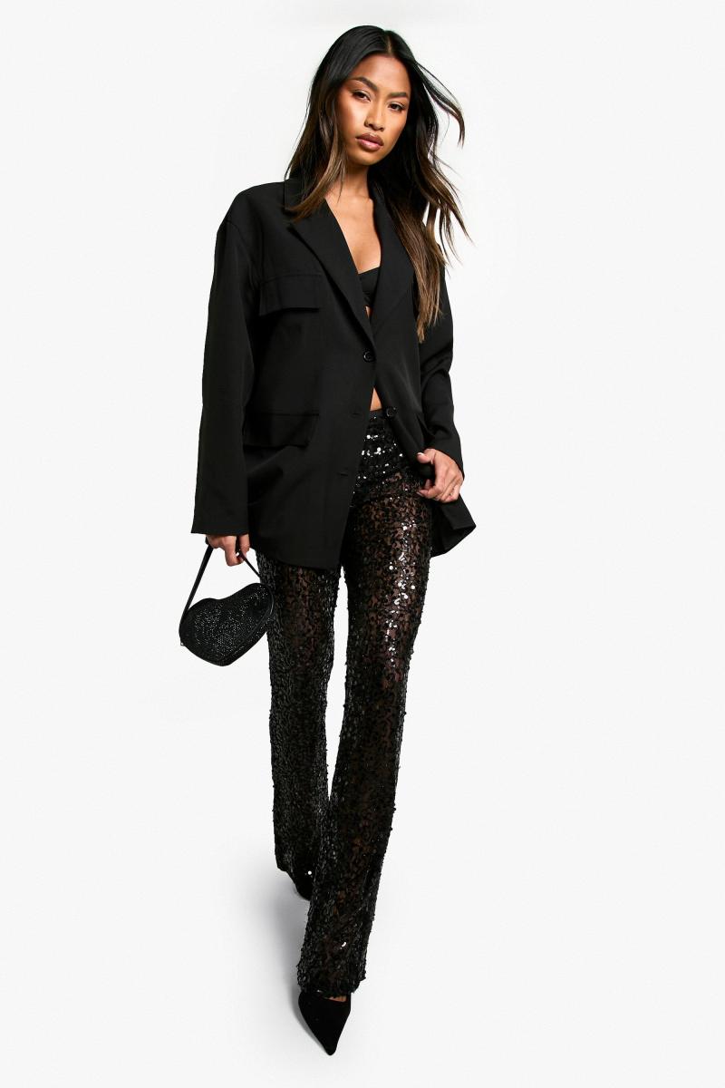 Мереживні кльоші з паєток і бісеру