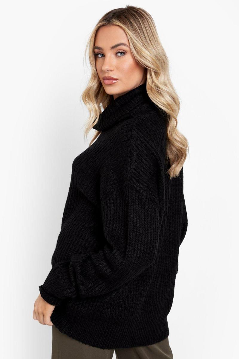 Чорний джемпер великого розміру