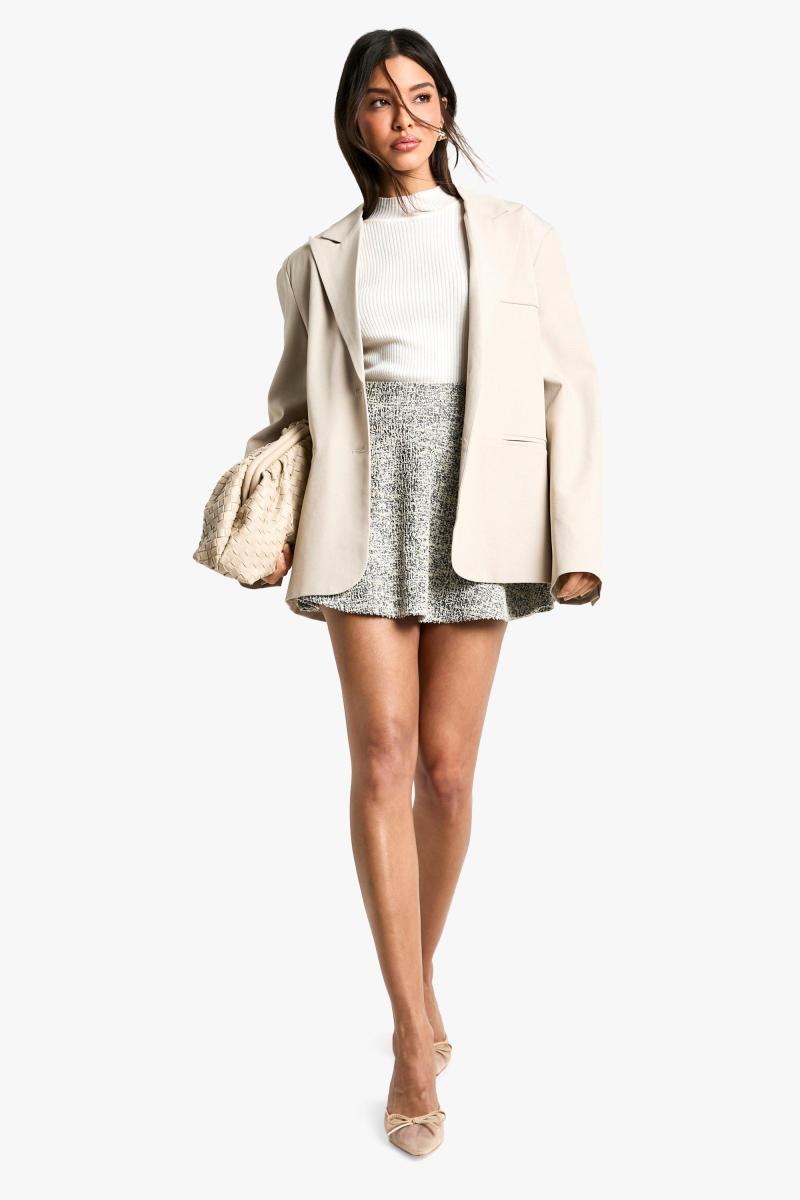 Міні-спідниця-скейтер із букле