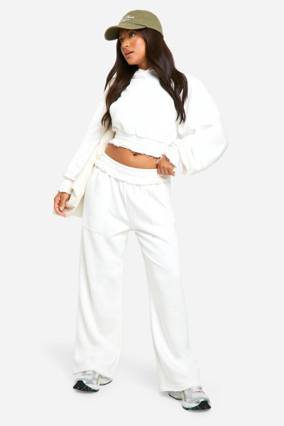 Маленький джоггер із прямими ногами та зворотною петлею