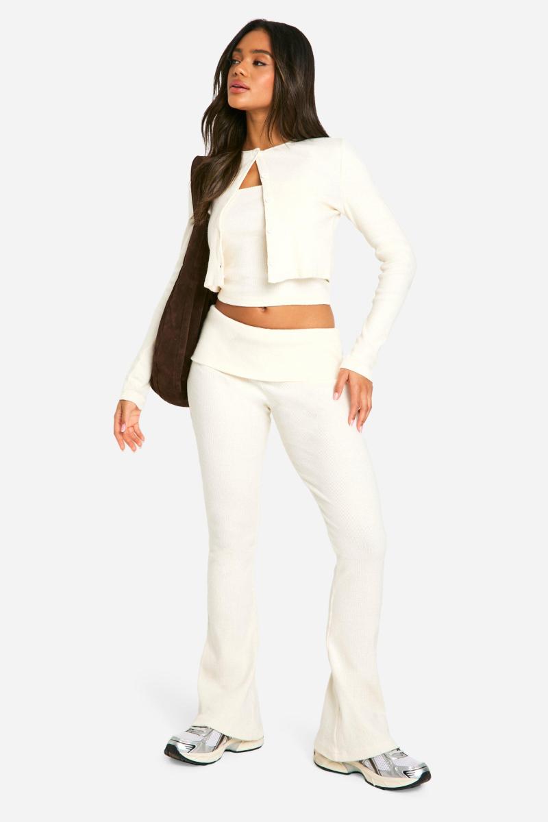 Брюки-кльош із відкидним поясом і ребрами